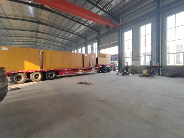 地埋設(shè)備發(fā)貨現(xiàn)場(chǎng)